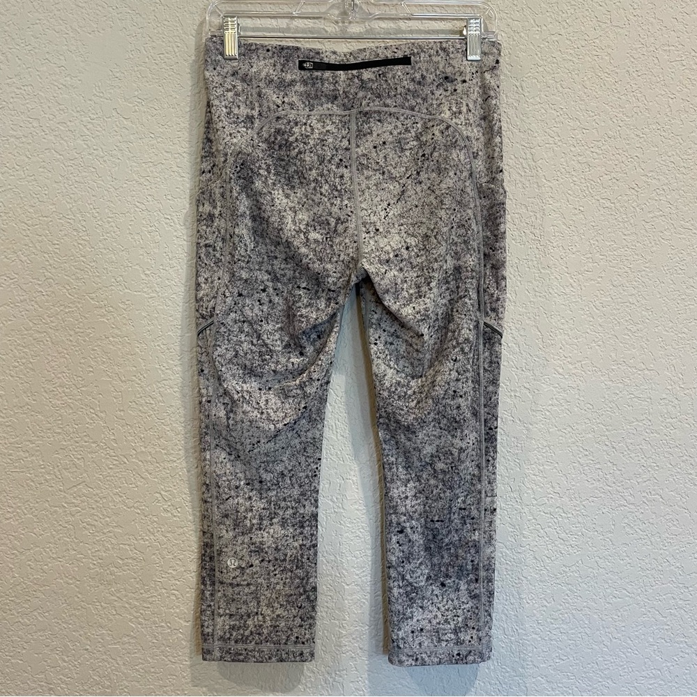Lululemon Speed Up Crop 21” In Antiqued Alpine White Multi - Size 8 - Picture 6 of 8